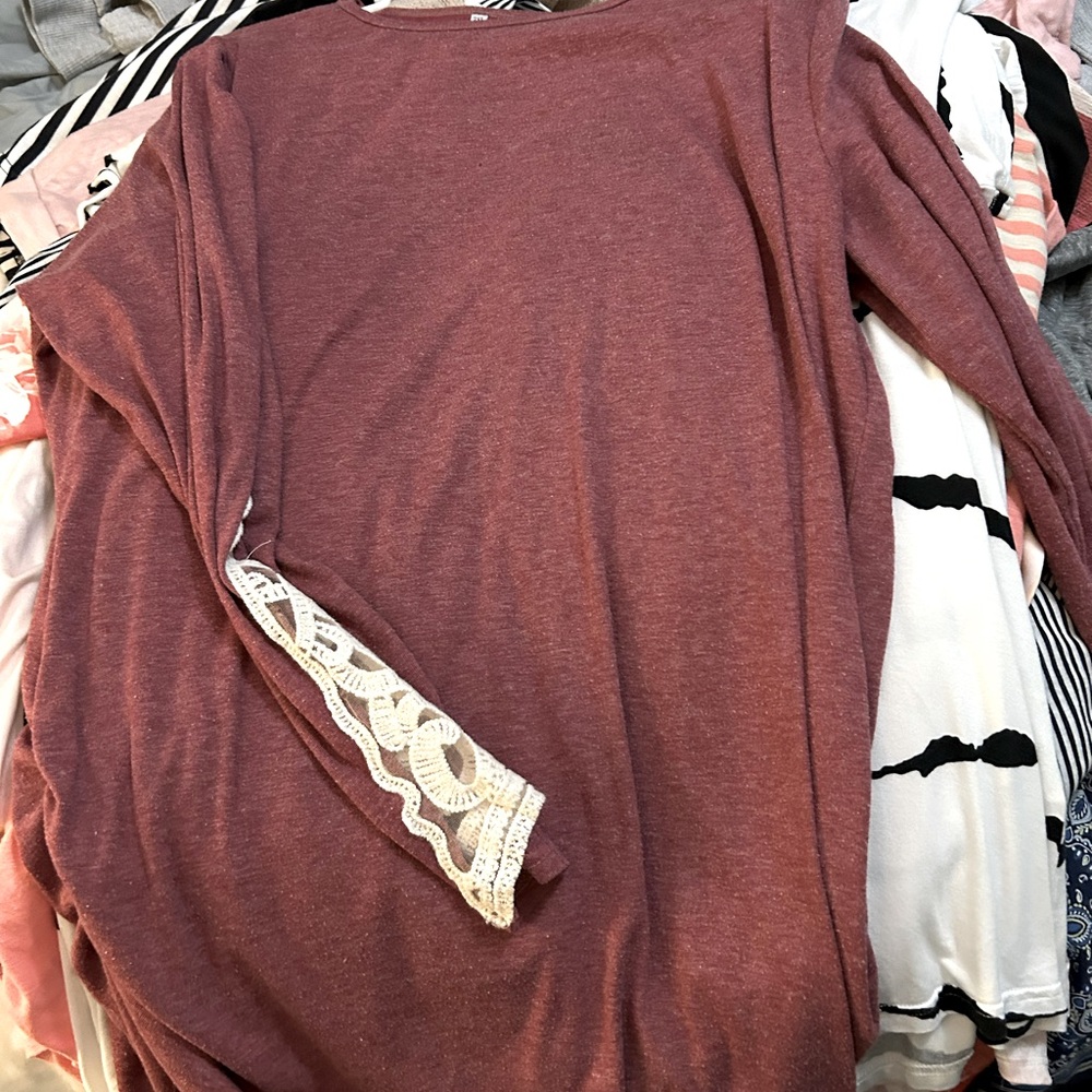 Long Sleeves With Laced Arms Rose Color
